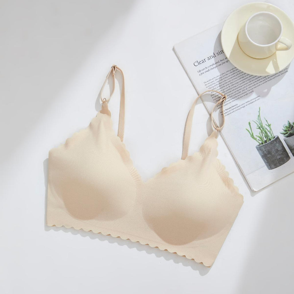 Scalloped Edge Wireless Bra | 3D Support Cups with Removable