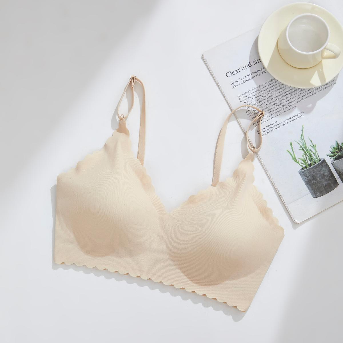 Scalloped Edge Wireless Bra | 3D Support Cups with Removable