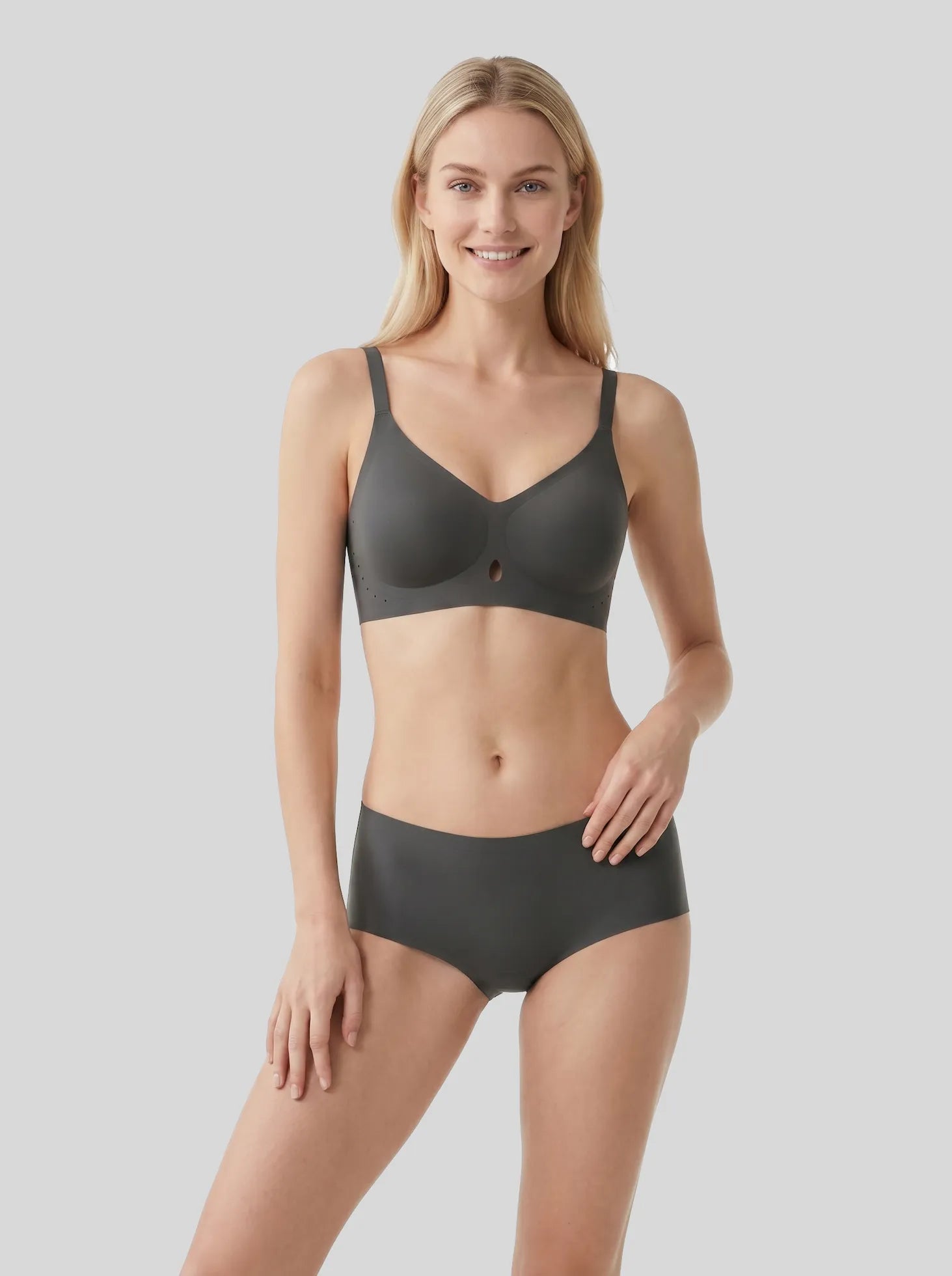 XCVIA teardrop wireless bra seamless adjustable straps - front view